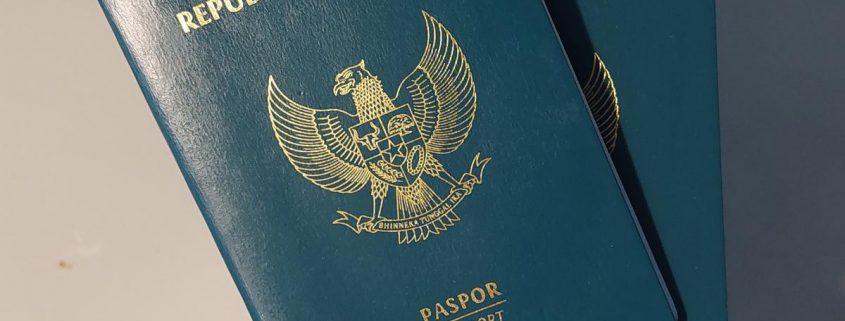 Alur Pembuatan Paspor dapat bervariasi antara negara-negara, namun berikut ini adalah langkah umum yang biasanya diperlukan dalam proses pendaftaran paspor:
